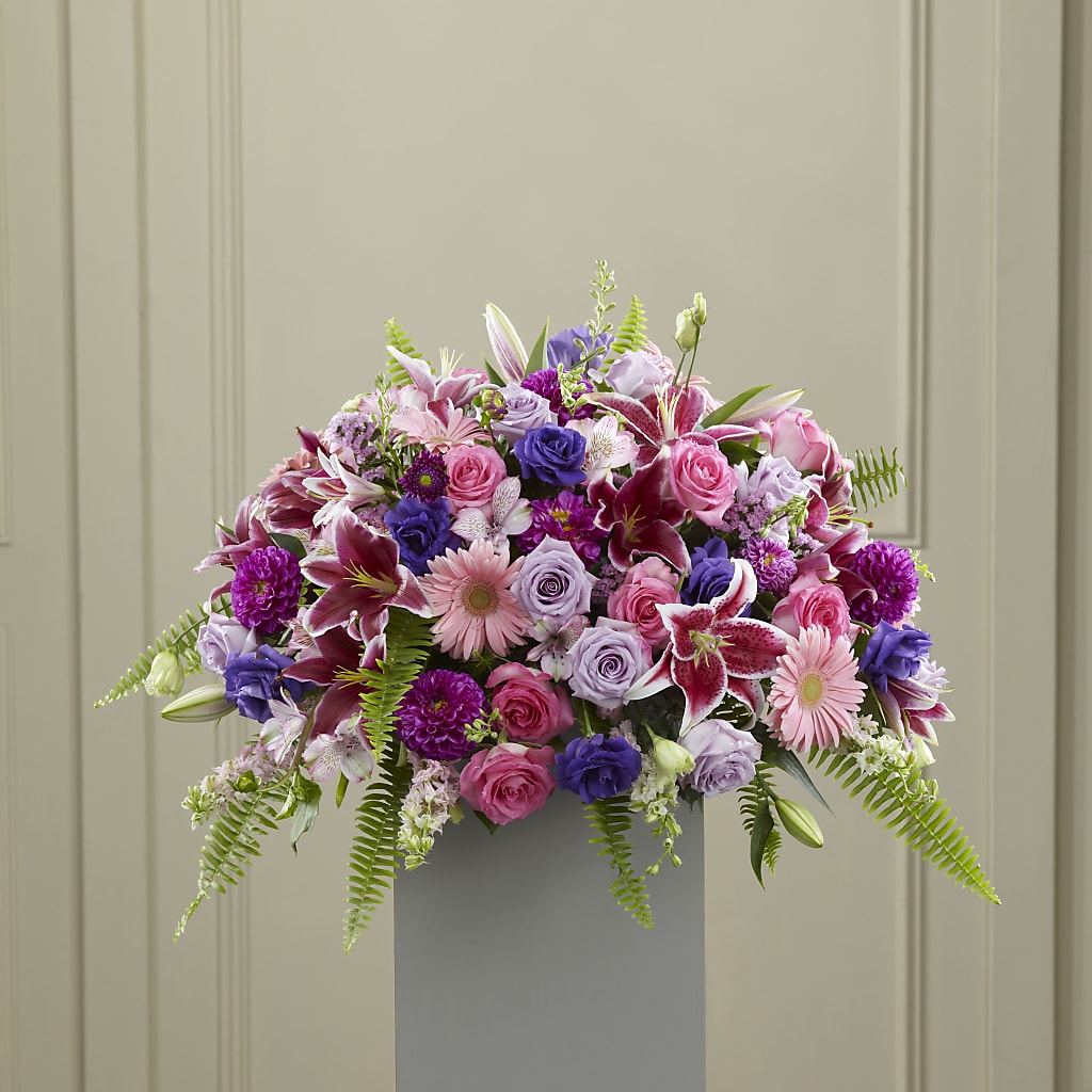 Fare Thee Well Pedestal – Mossholders Floral, Arvada CO