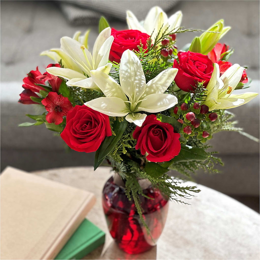 Evergreen Delight Bouquet – Mossholders Floral, Arvada CO