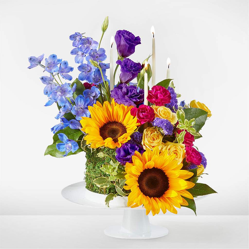 Star of the Day Floral Cake – Mossholders Floral, Arvada CO