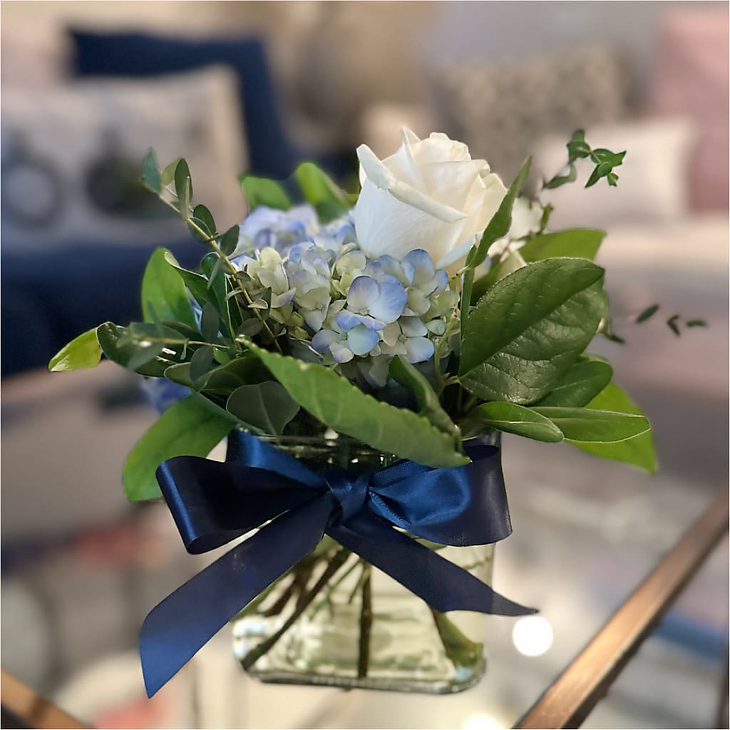 Sky Blue Delight Bouquet –  Mossholders Floral, Arvada CO