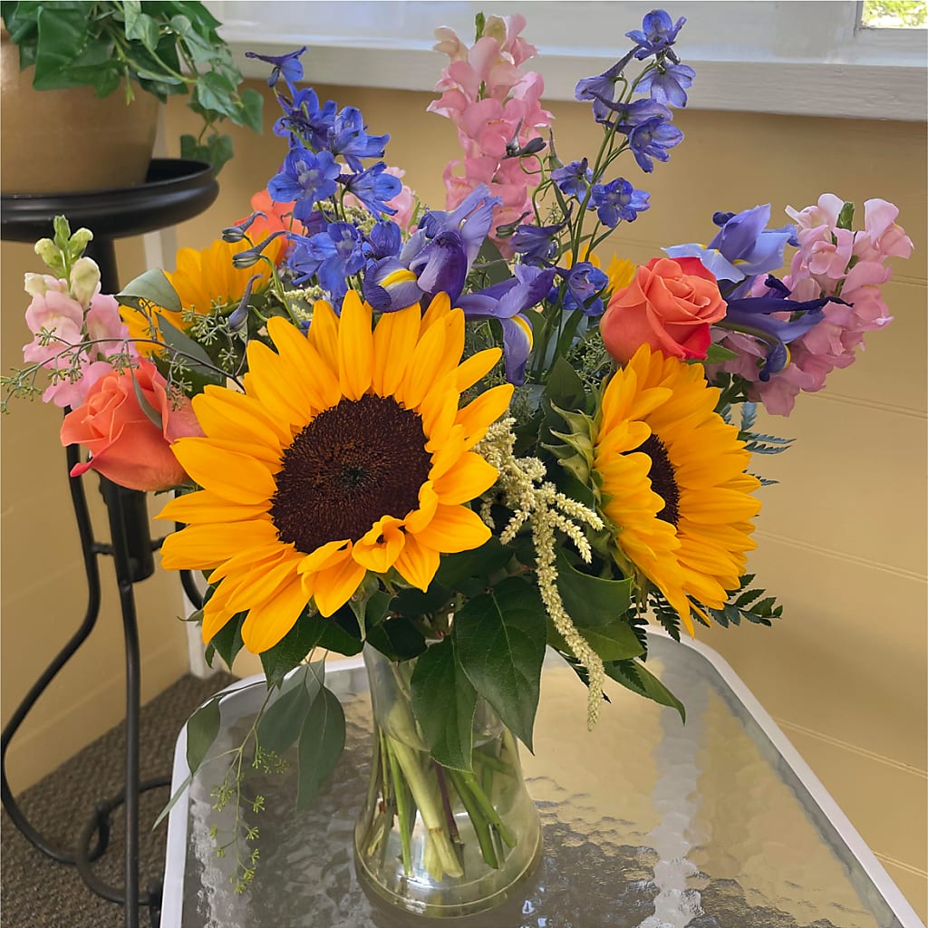 Rays of Life Bouquet –  Mossholders Floral, Arvada CO