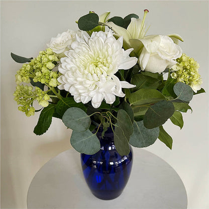 Snowy Dreams Bouquet –  Mossholders Floral, Arvada CO