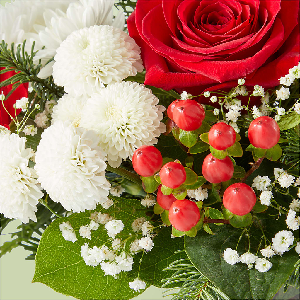 Chance of Flurries Bouquet –  Mossholders Floral, Arvada CO