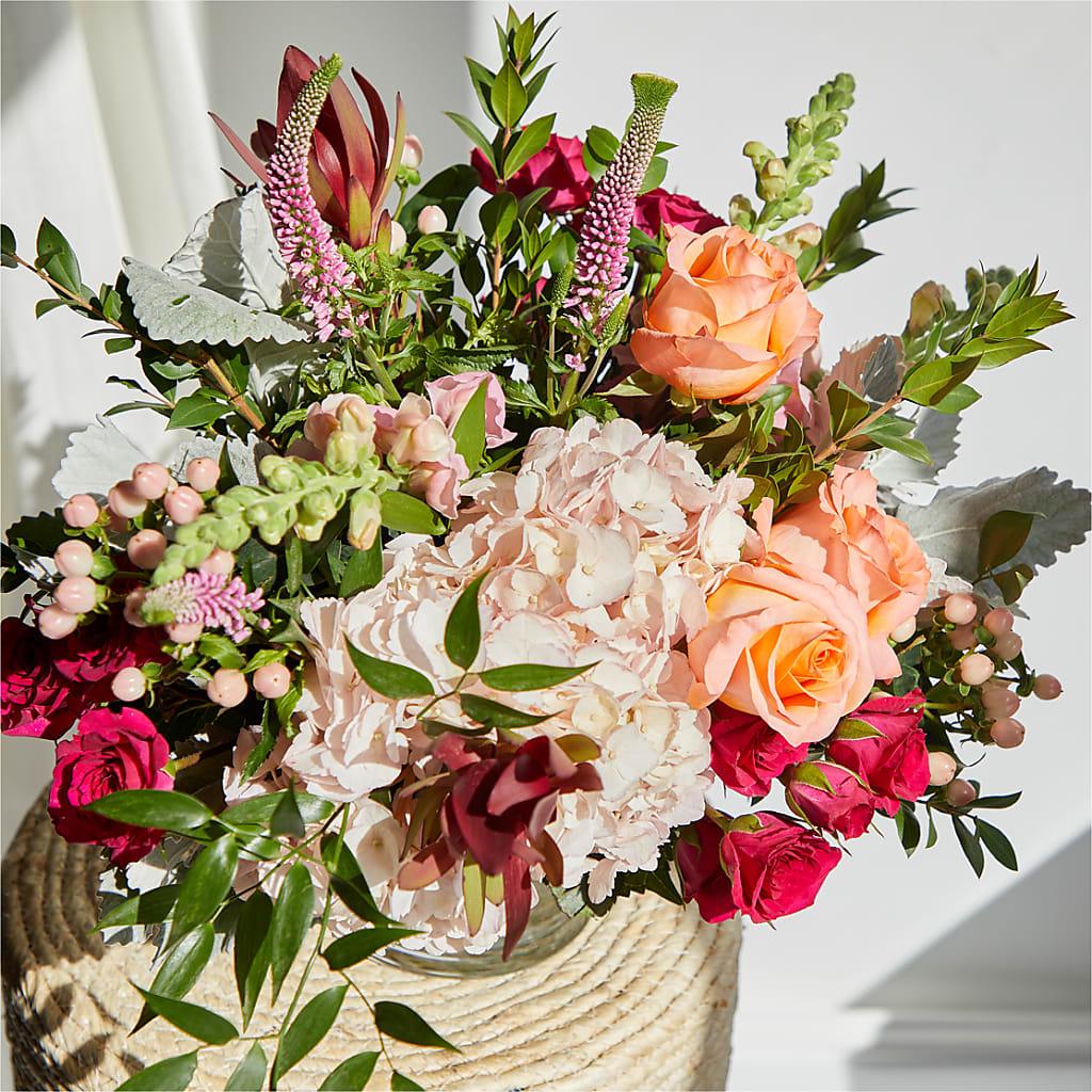 Glitz & Glam Bouquet –  Mossholders Floral, Arvada CO